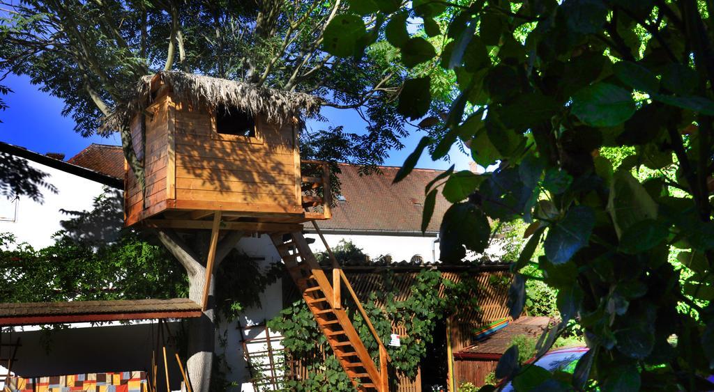 Pensiunea Sub Cetate Deva Exterior foto